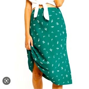 A&F Abercrombie & Fitch Green Floral Midi Skirt lined